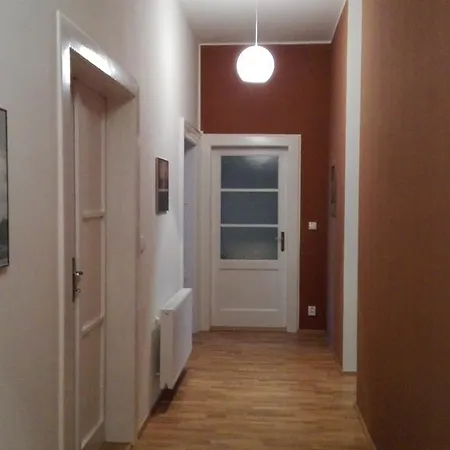 Central Florenc Daire *
